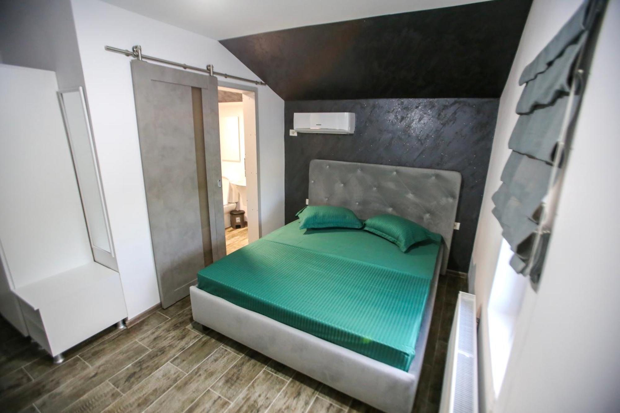 Casa Kevin Hotel นาโวดาริ ภายนอก รูปภาพ