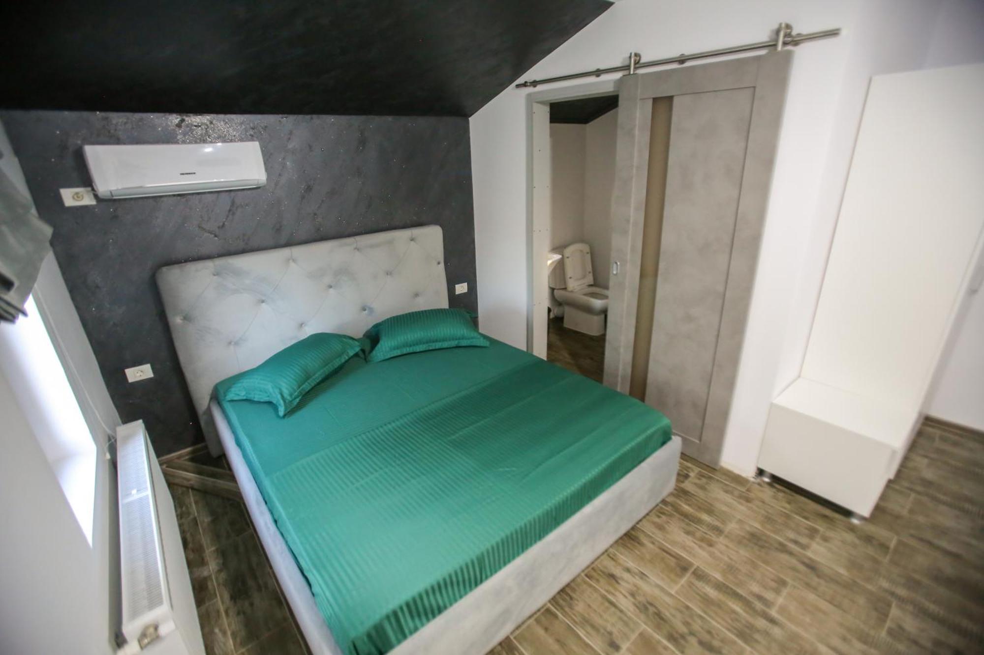 Casa Kevin Hotel นาโวดาริ ภายนอก รูปภาพ