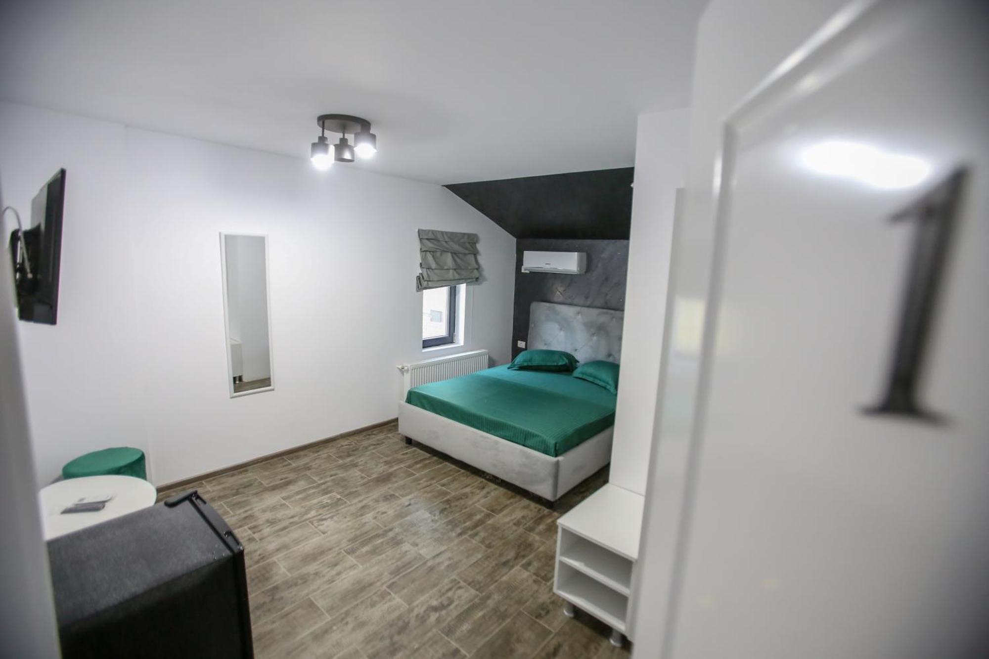 Casa Kevin Hotel นาโวดาริ ภายนอก รูปภาพ